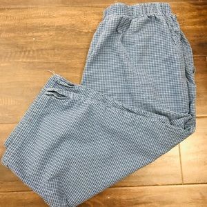 Classic Elements women’s casual capris